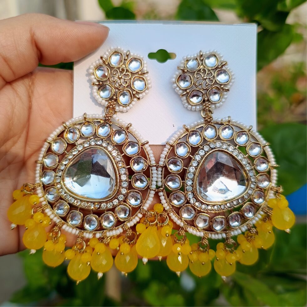 Amber Traditional Kundan Stud Earrings – Yellow-blingytrends.com